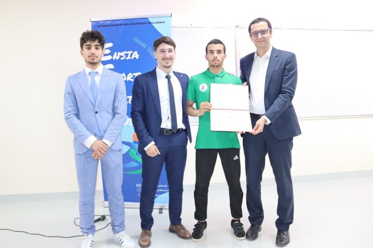 تهنئة الطالب الرياضي